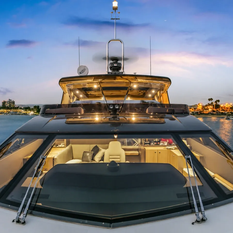 Ferretti image 2