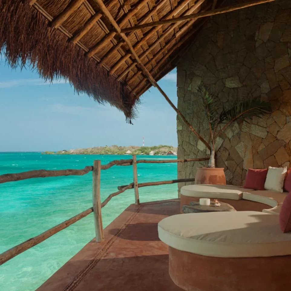 Isla Mambo image 3