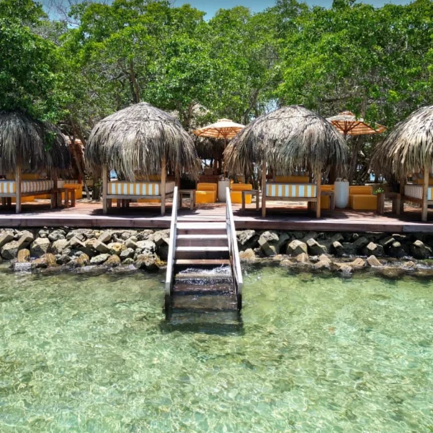 Isla Amores image 8