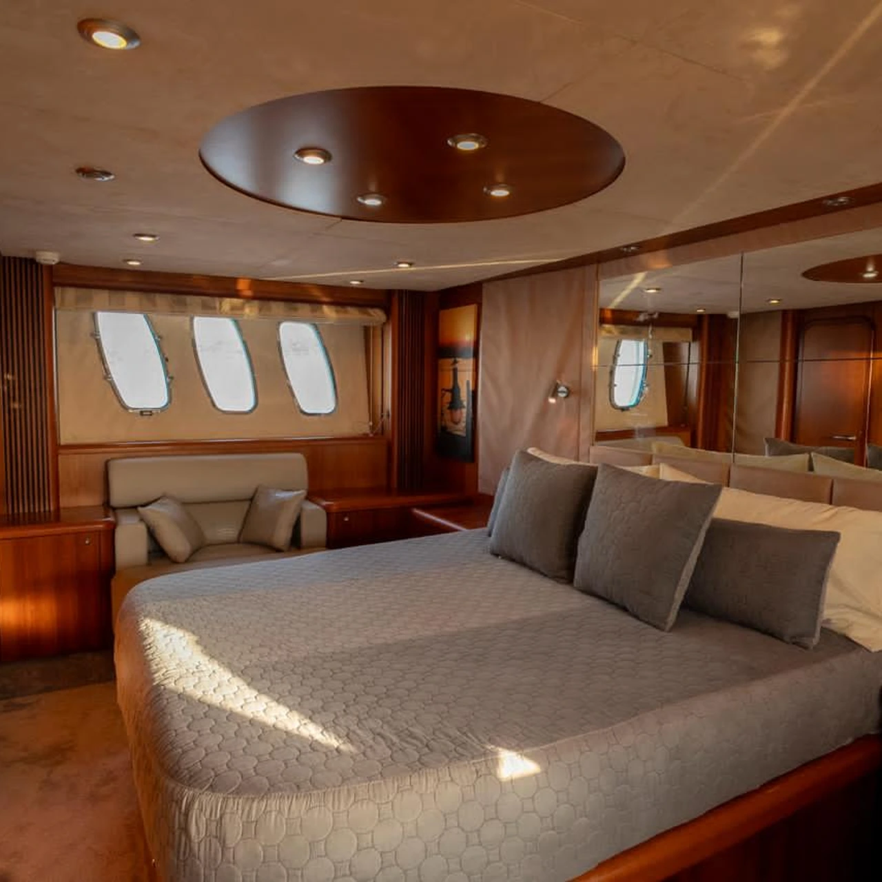 Skyfall Private Yacht Experience by Millan Experiences