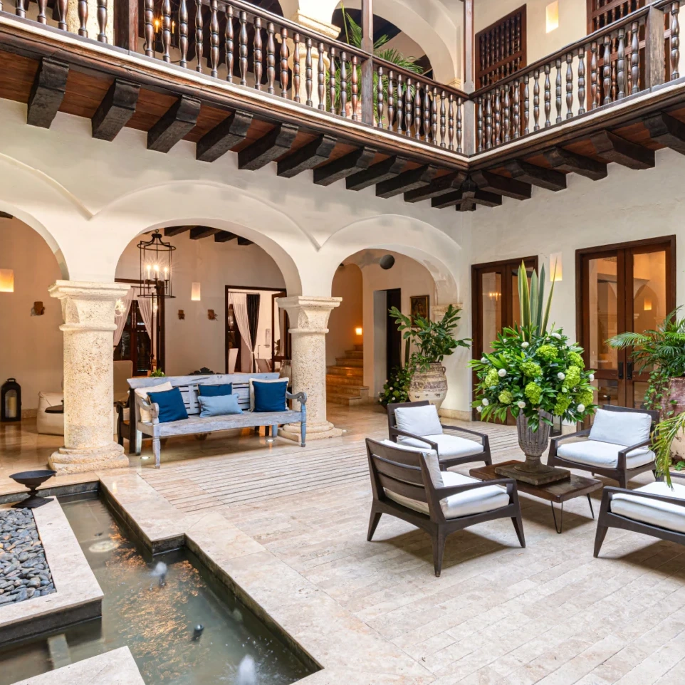 Casa Clinton Luxury Villa by Millan Experiences