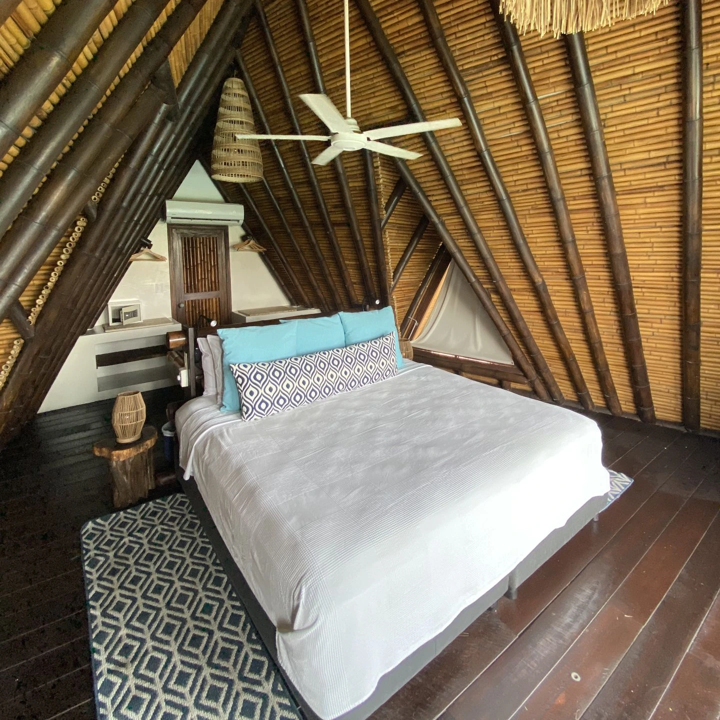 Isla del Mar Private Island by Millan Experiences